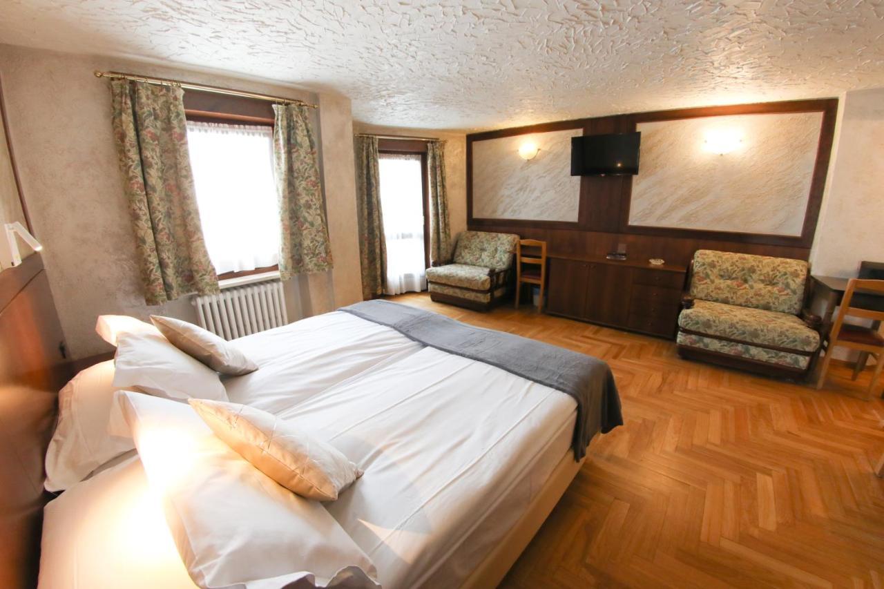Hotel Sporting Breuil-Cervinia Exterior foto
